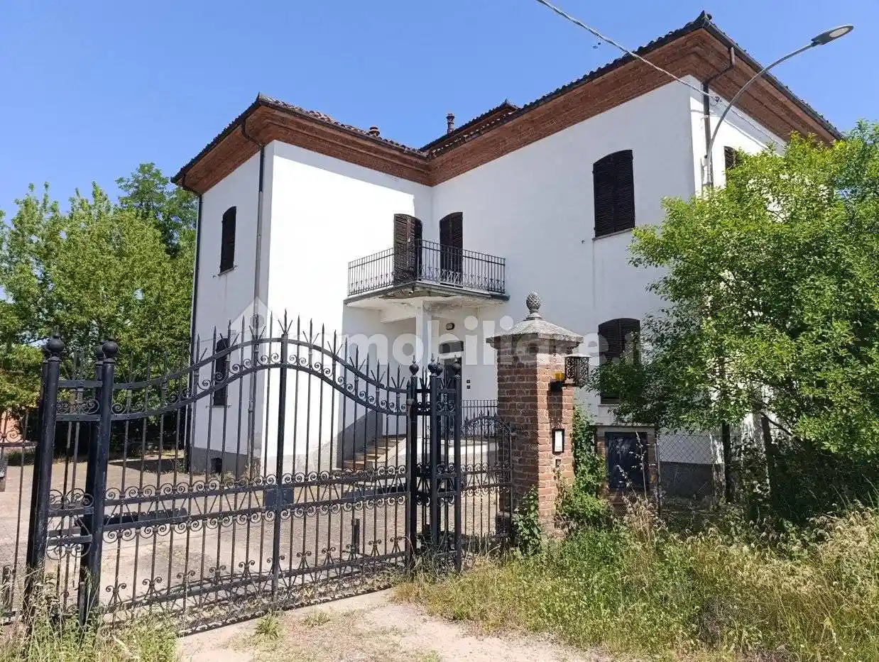 Villa in vendita a Rivalta Bormida