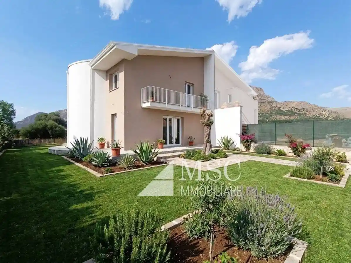 Villa in vendita a Terrasini