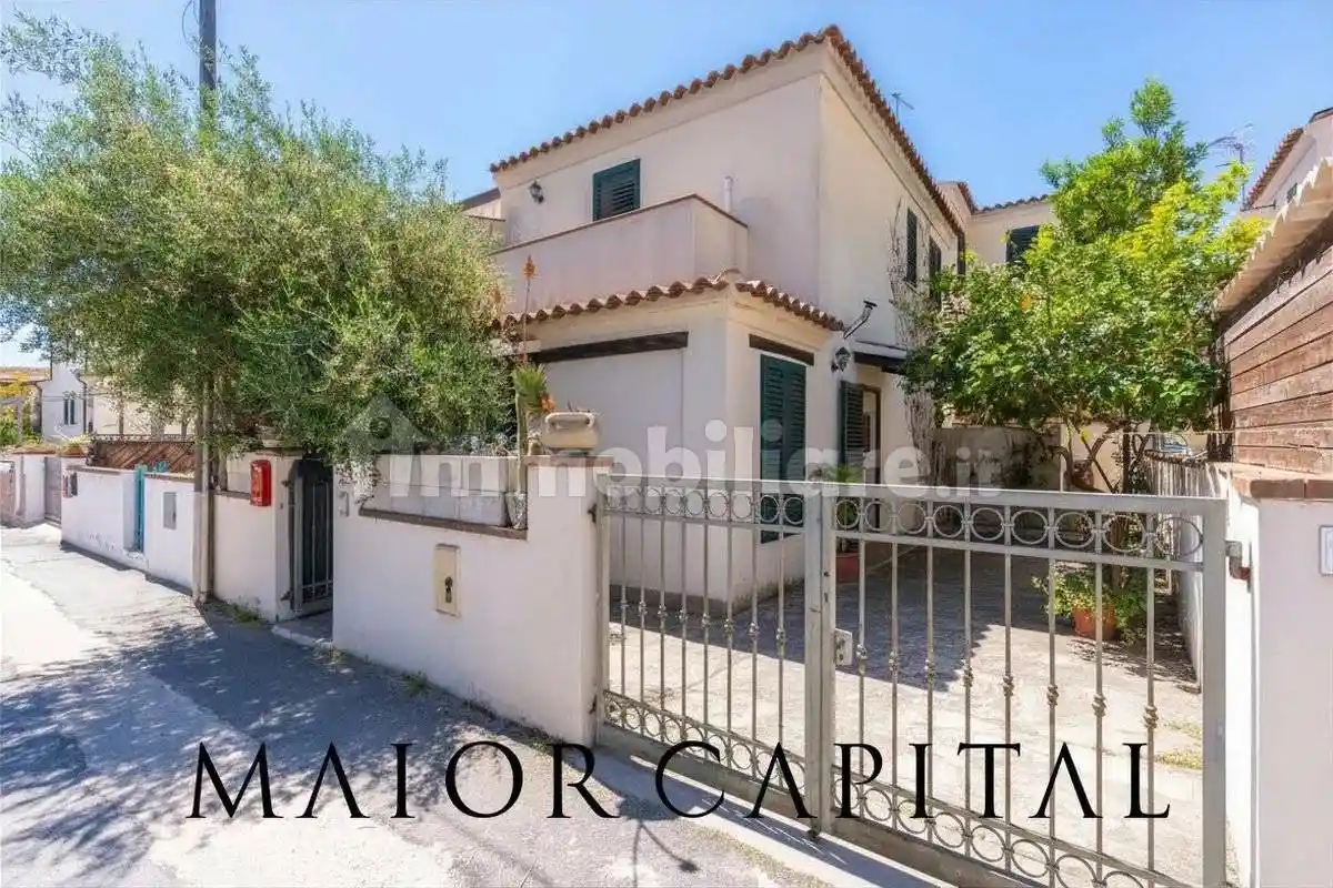 Villetta a schiera in vendita a Orosei