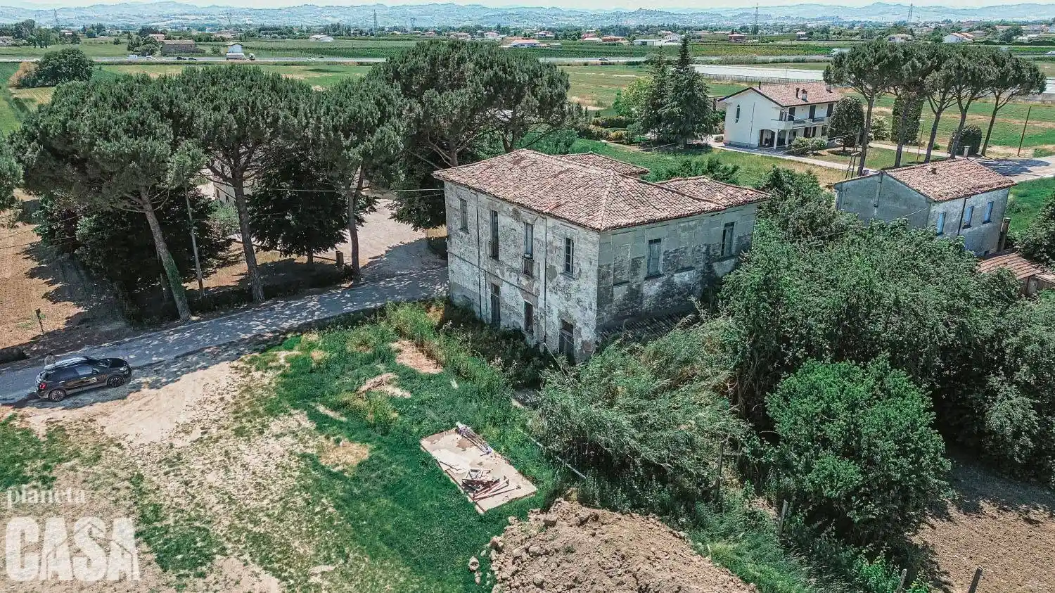 Palazzo - Edificio in vendita a Cesena