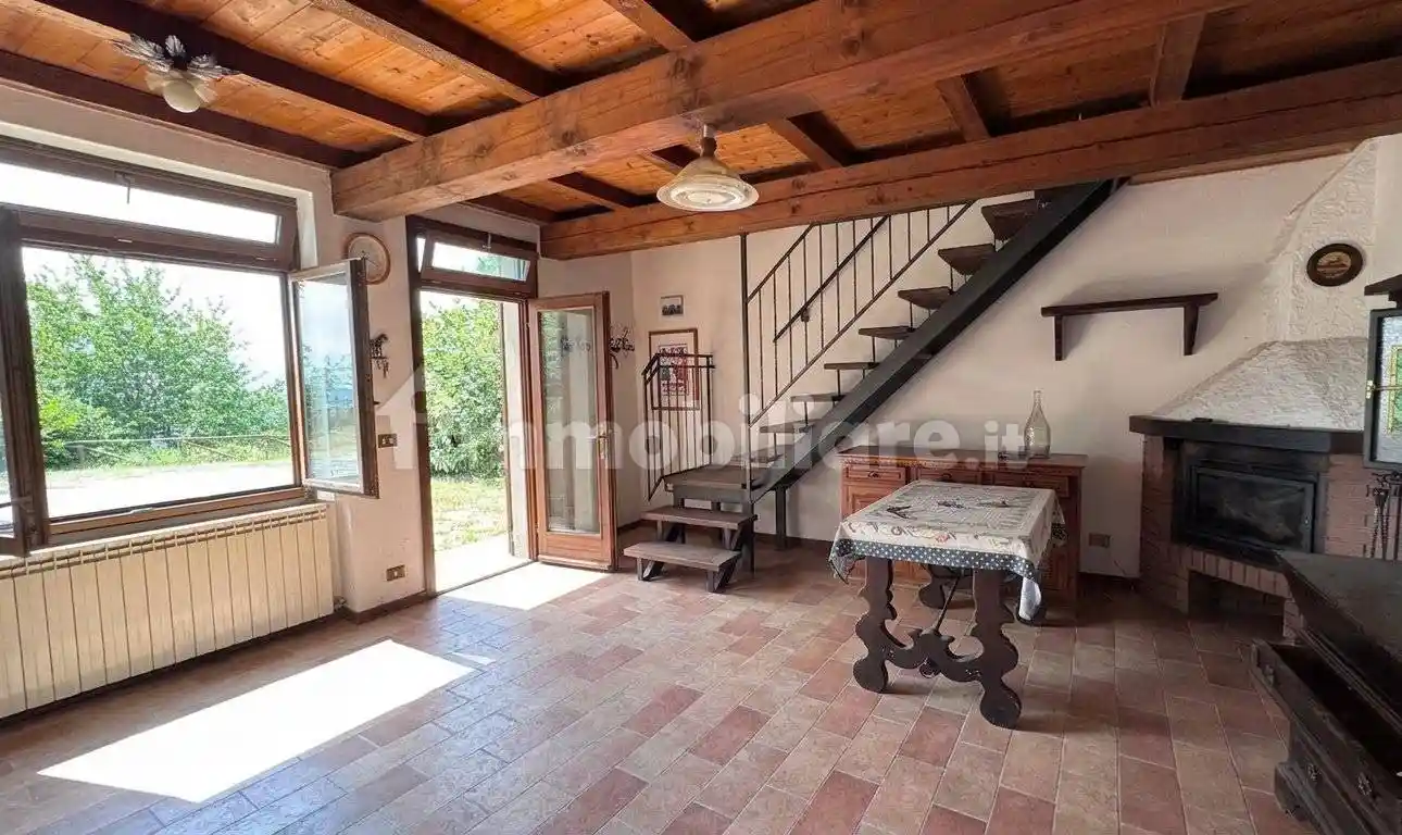 Casa indipendente in vendita a Monghidoro
