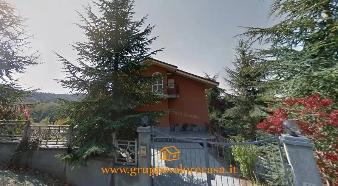 Appartamento in vendita a Ponzone