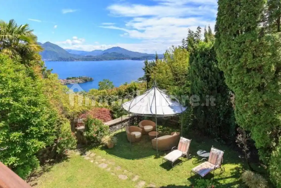Villa in vendita a Stresa