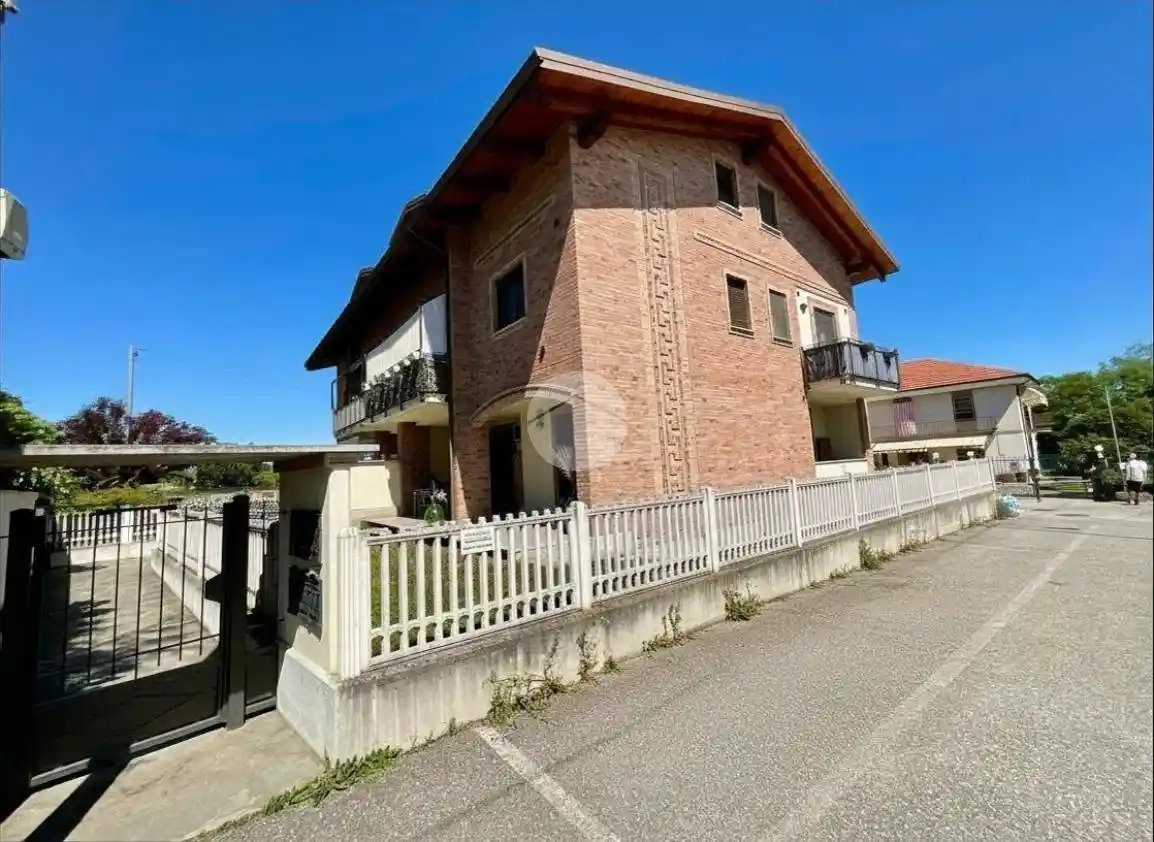 Appartamento in vendita a Leinì