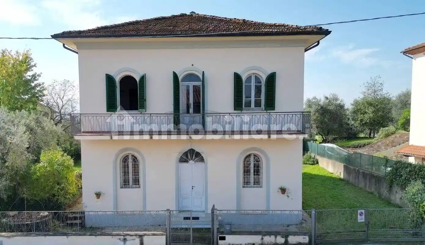 Villa in vendita a Capannori