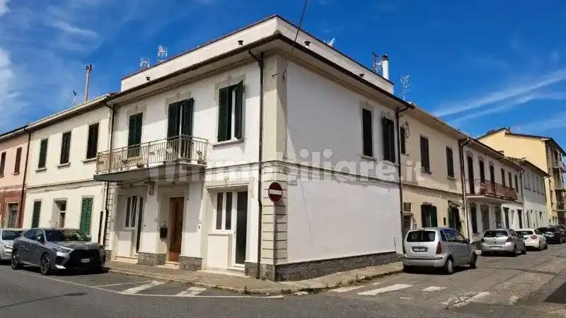 Appartamento in vendita a Rosignano Marittimo