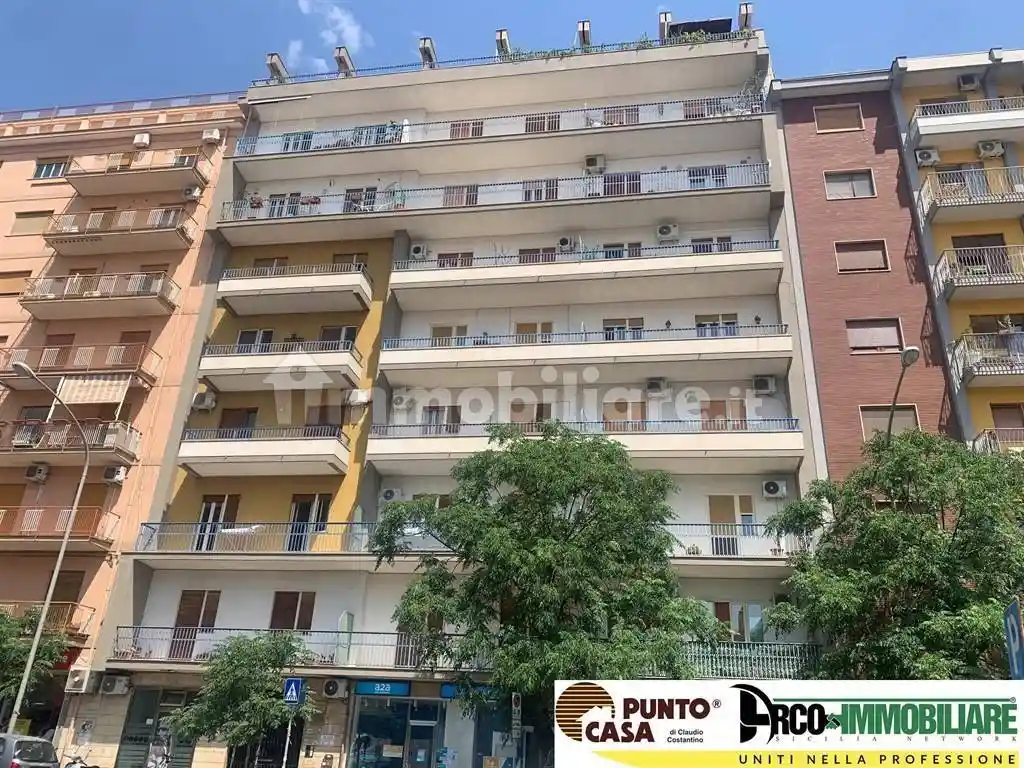Appartamento in vendita a Palermo