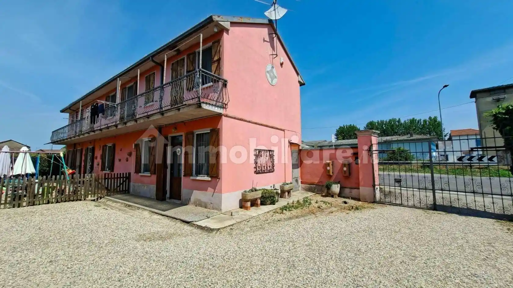 Villa in vendita a Lomello