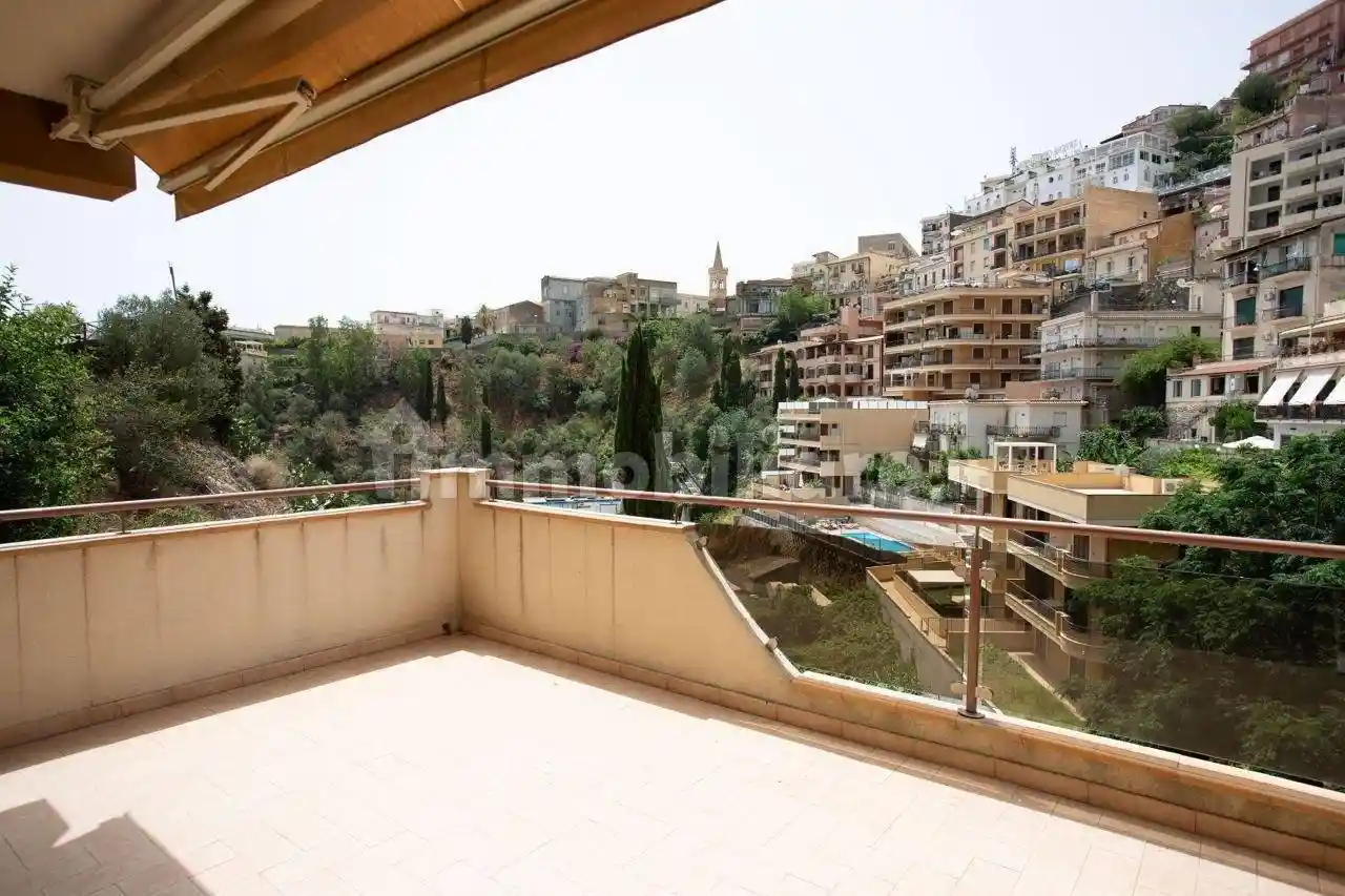 Appartamento in vendita a Taormina