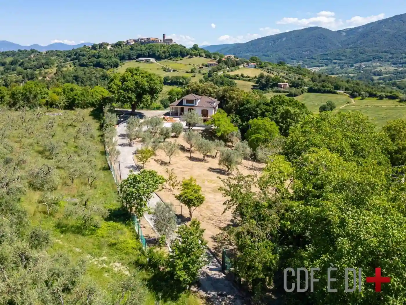 Villa - foto 2