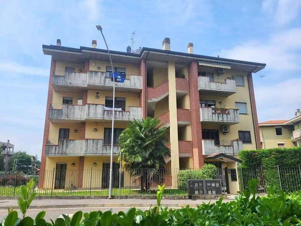 Appartamento in vendita a Arcore