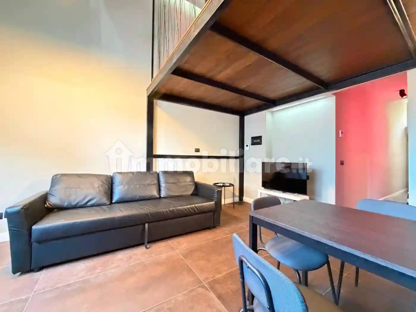 Loft - foto 2