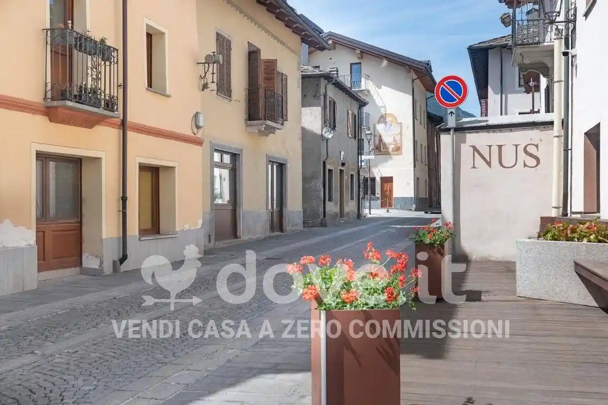 Appartamento in vendita a Nus
