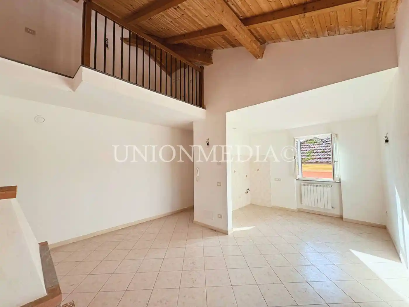 Casa indipendente in vendita a Brugnato