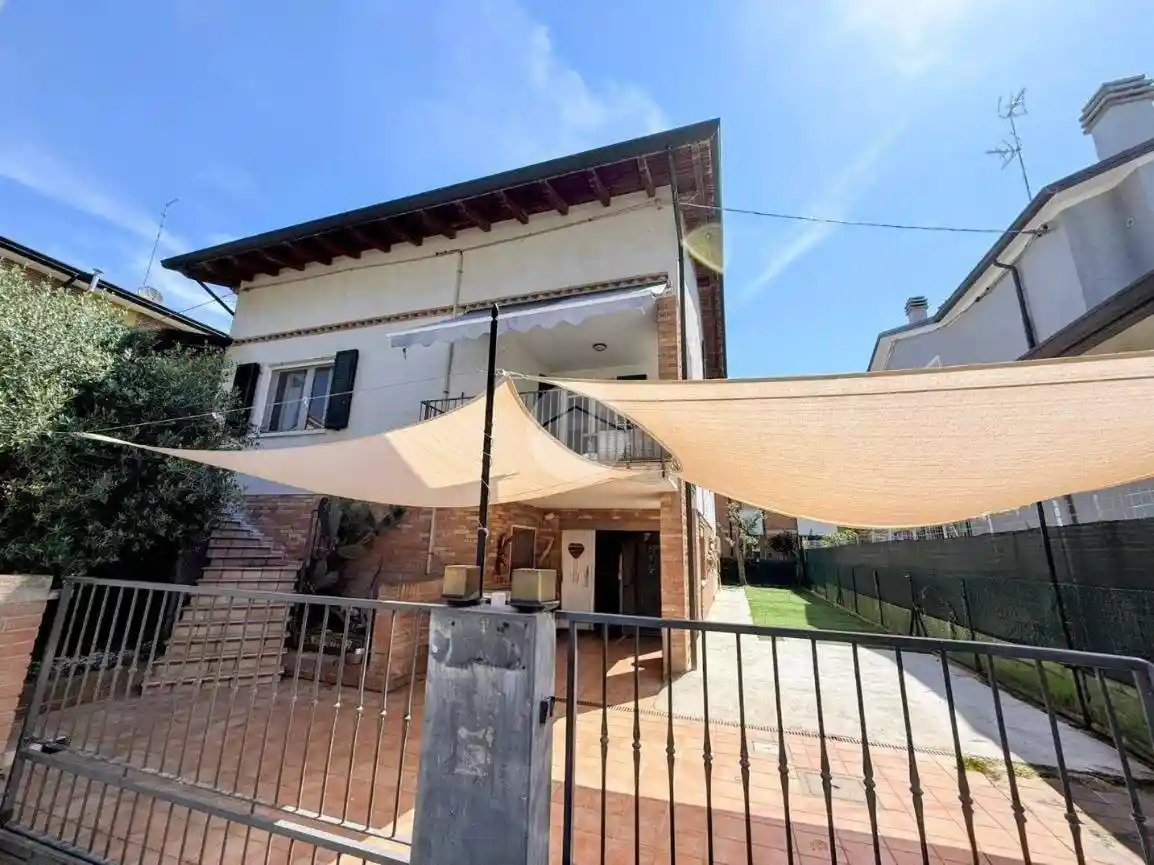 Villa in vendita a Ravenna