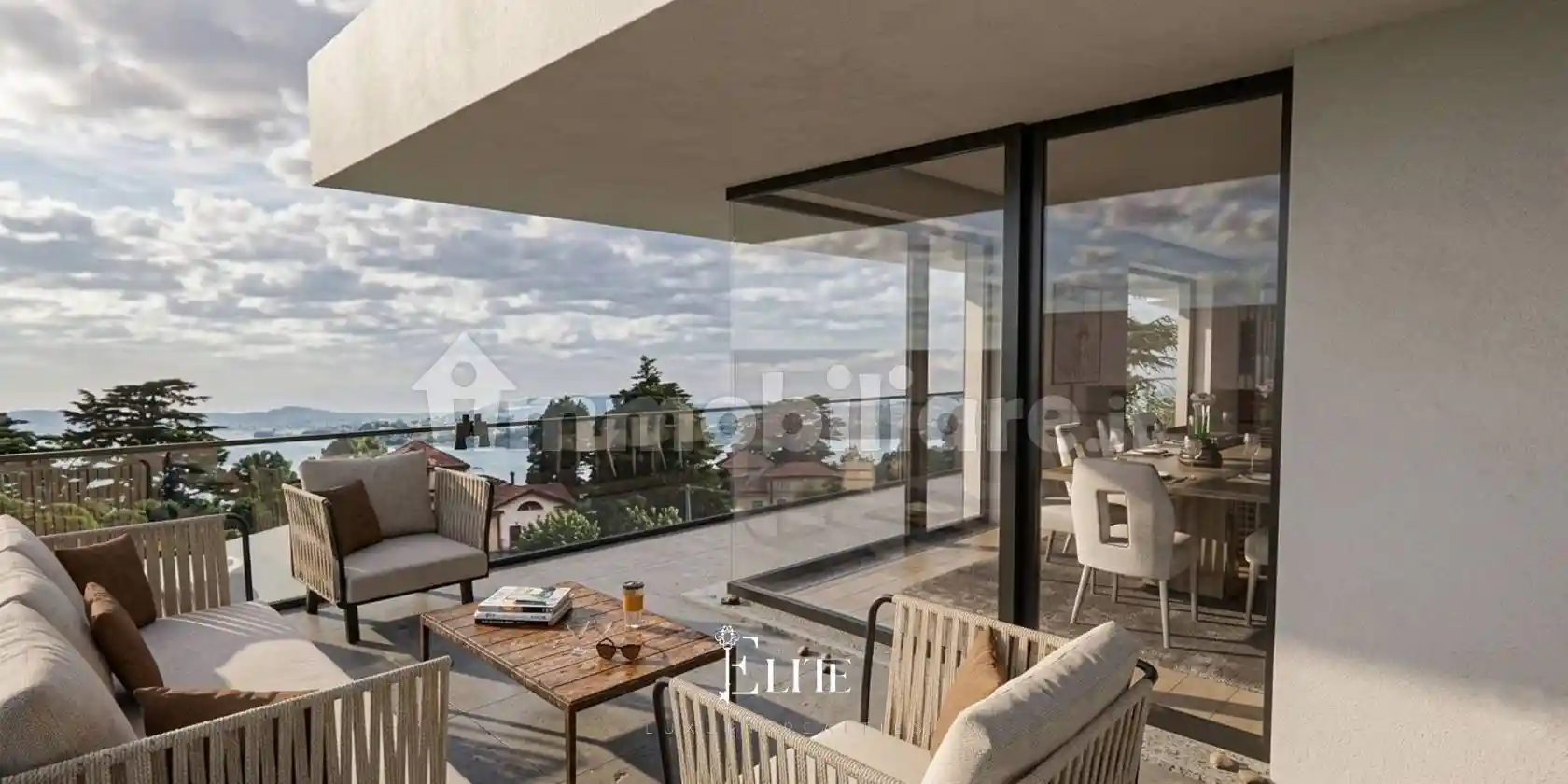 Villa in vendita a Gavirate