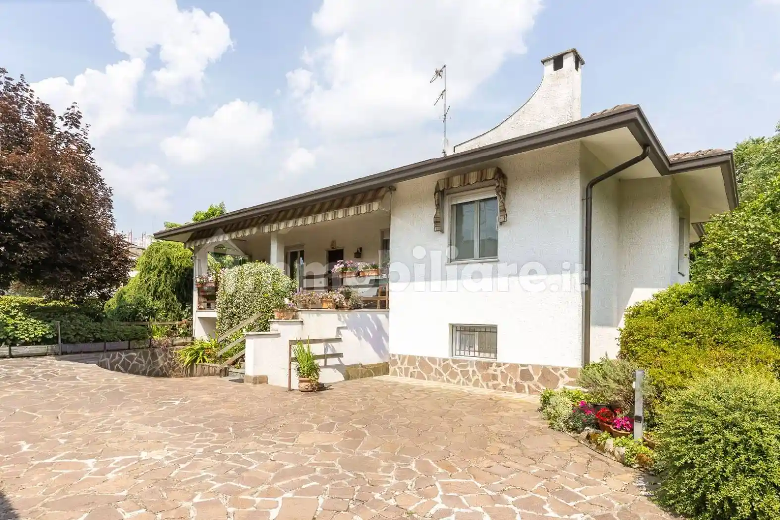 Villa in vendita a Usmate Velate