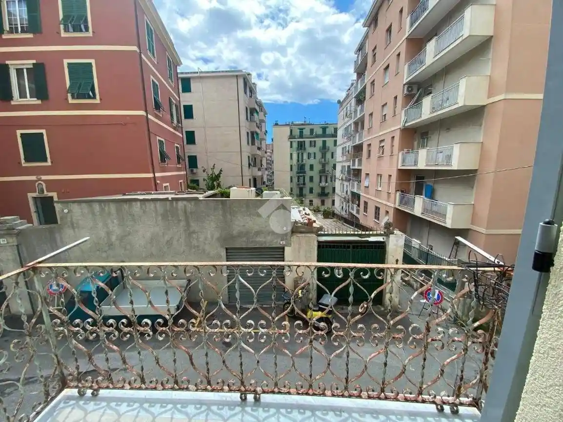 Appartamento in vendita a Genova