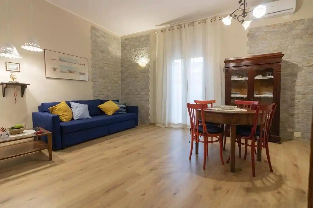 Appartamento in vendita a Napoli