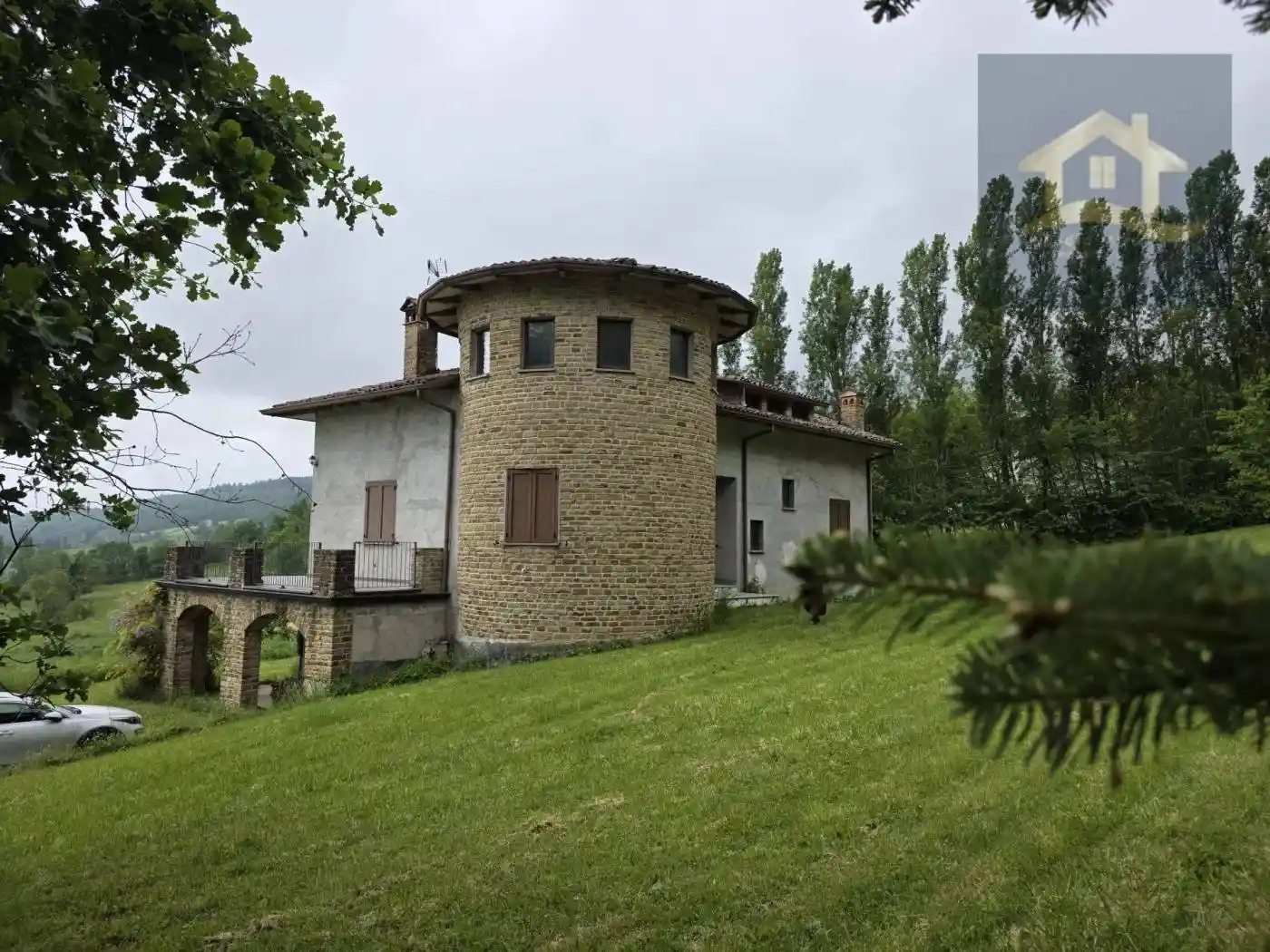 Villa in vendita a Neviano degli Arduini