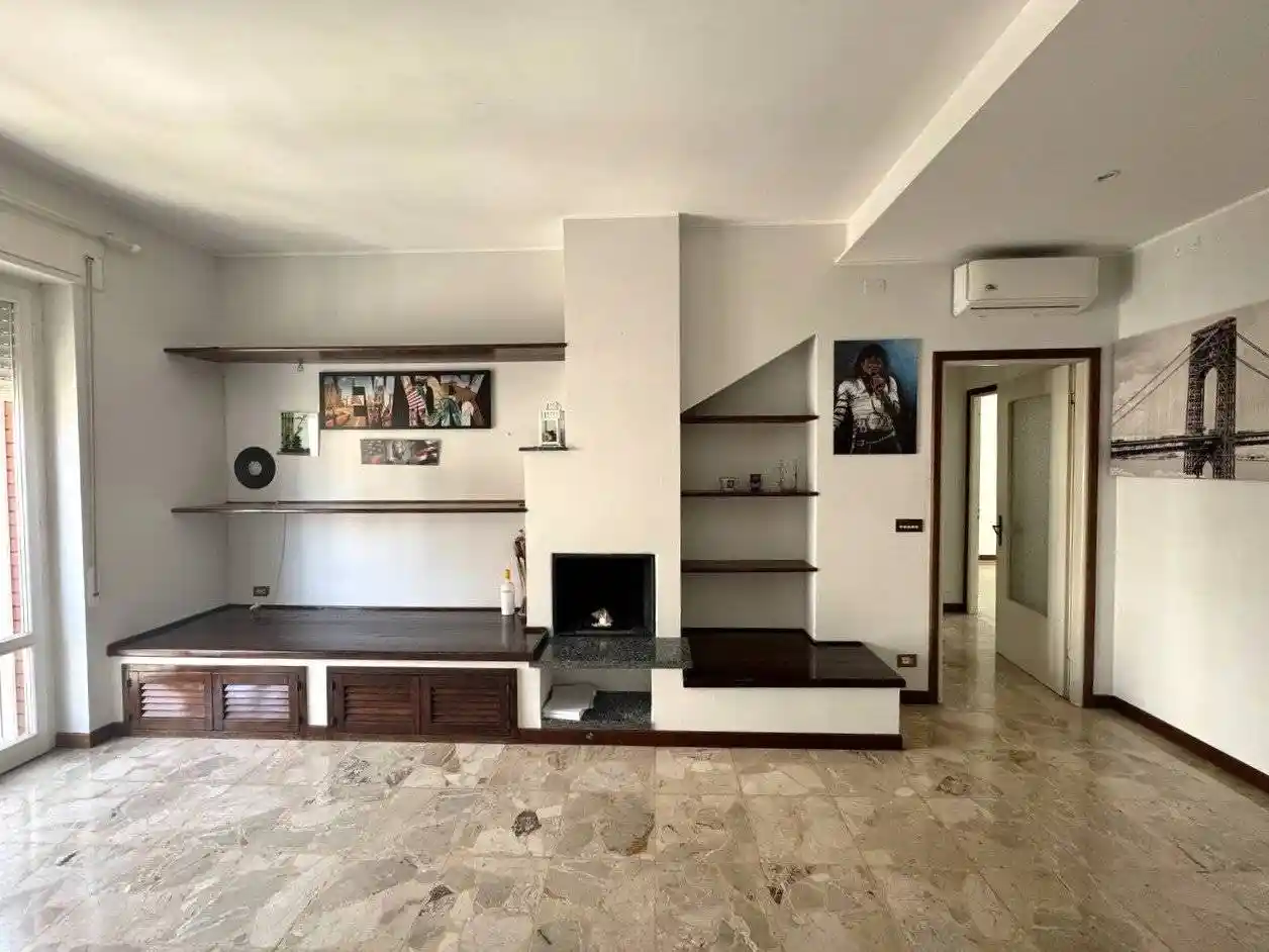 Appartamento in vendita a Piacenza
