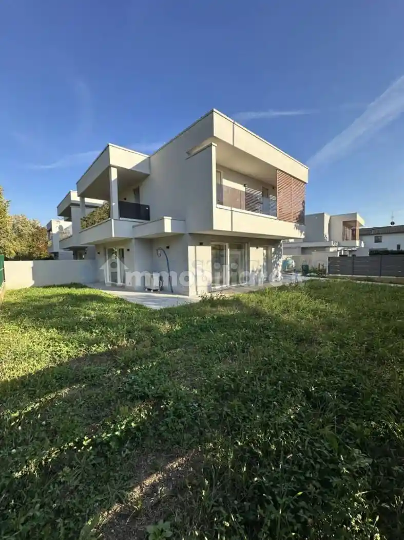 Villa in vendita a Bergamo
