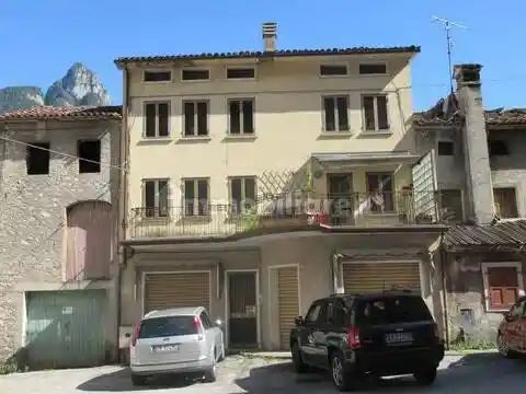 Villa in vendita a Longarone