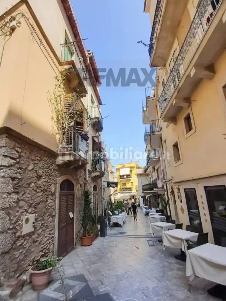 Appartamento in vendita a Taormina