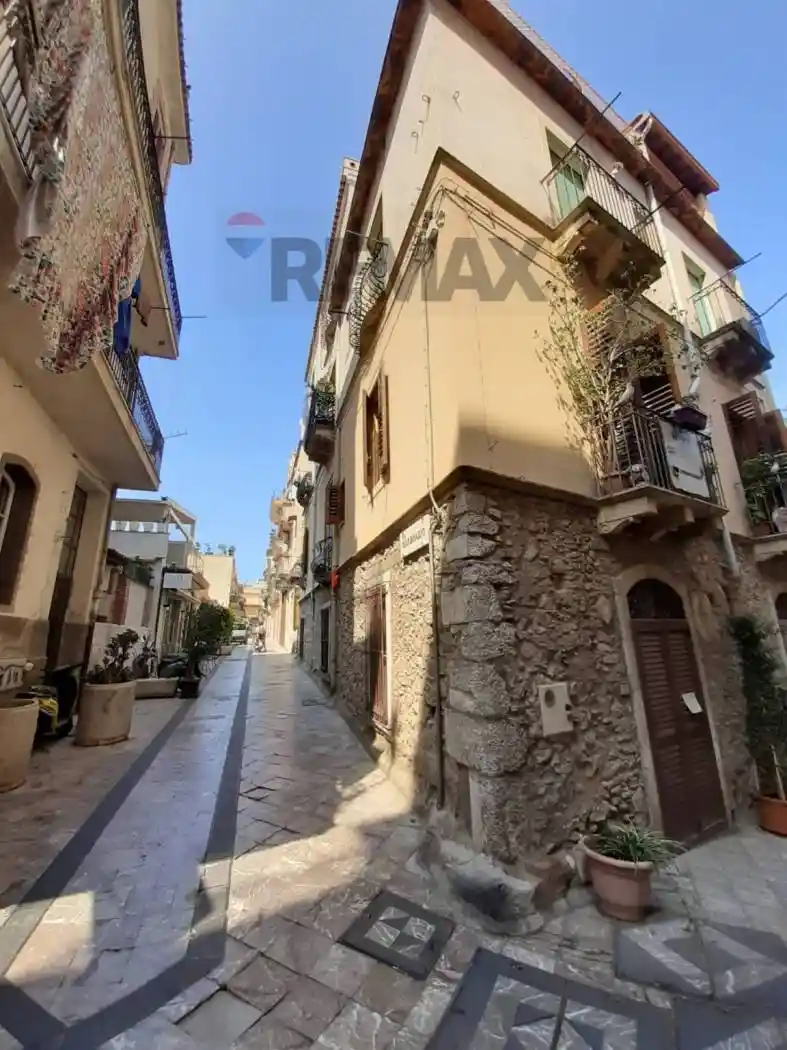 Appartamento in vendita a Taormina