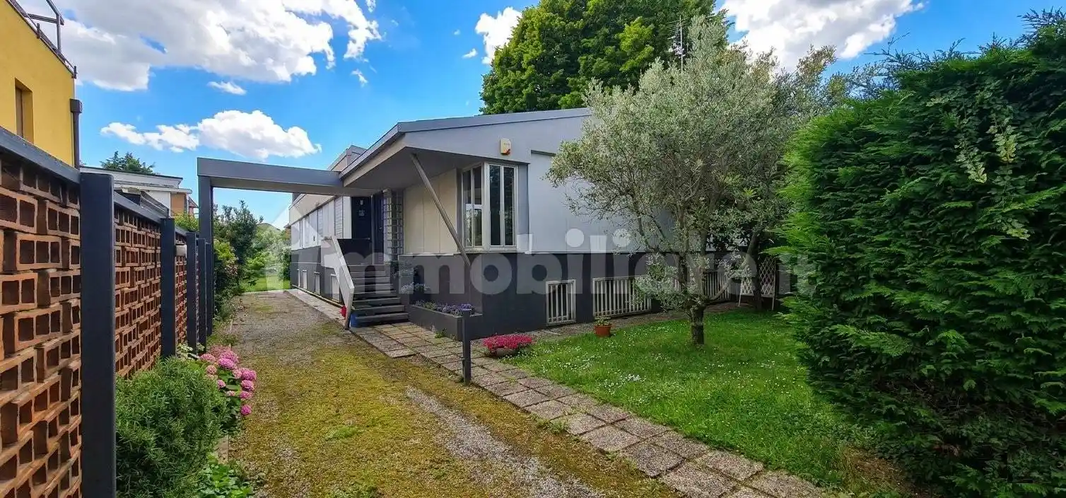 Villa in vendita a Brugherio