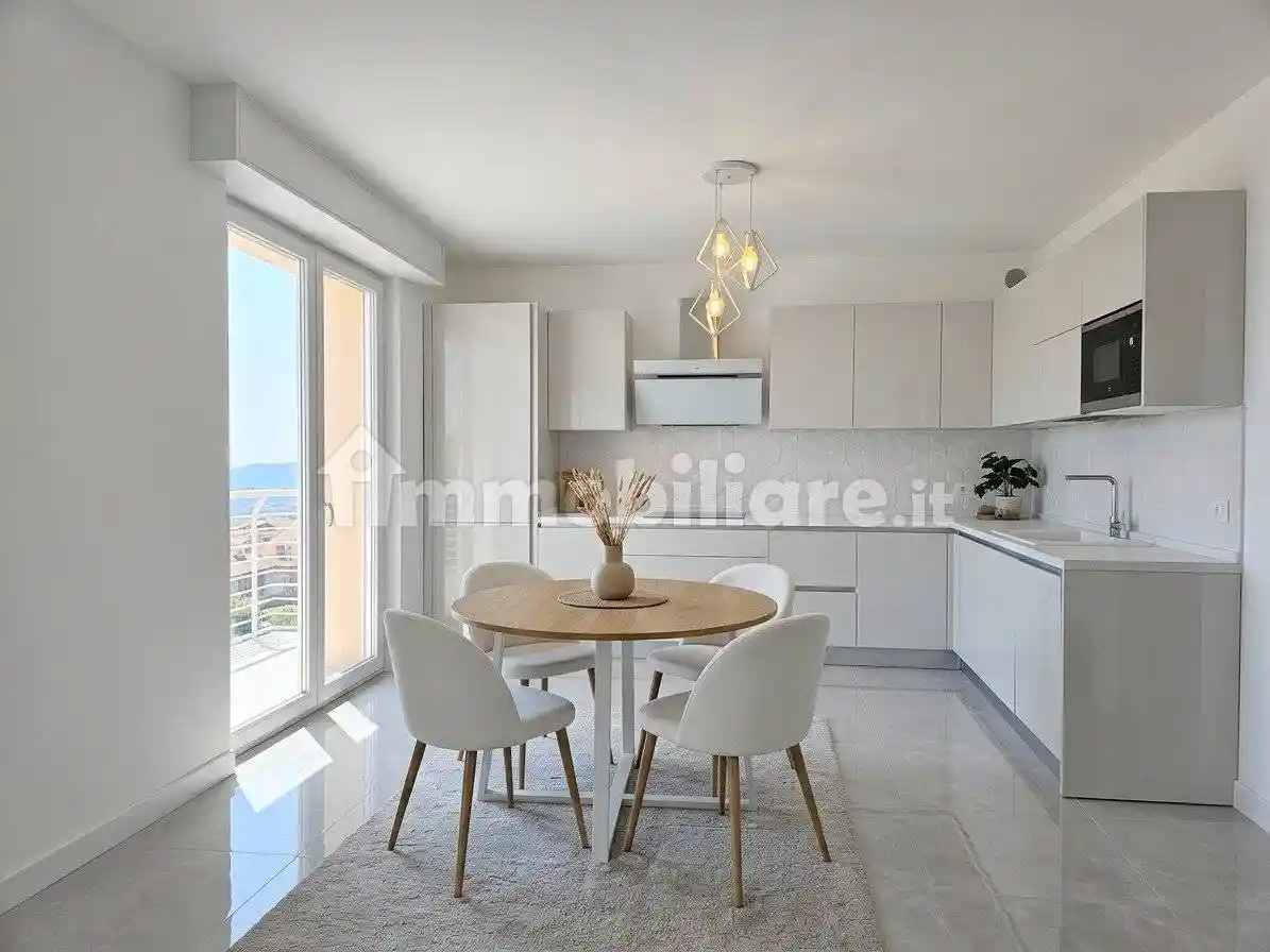 Appartamento in vendita a Villa d'Almè