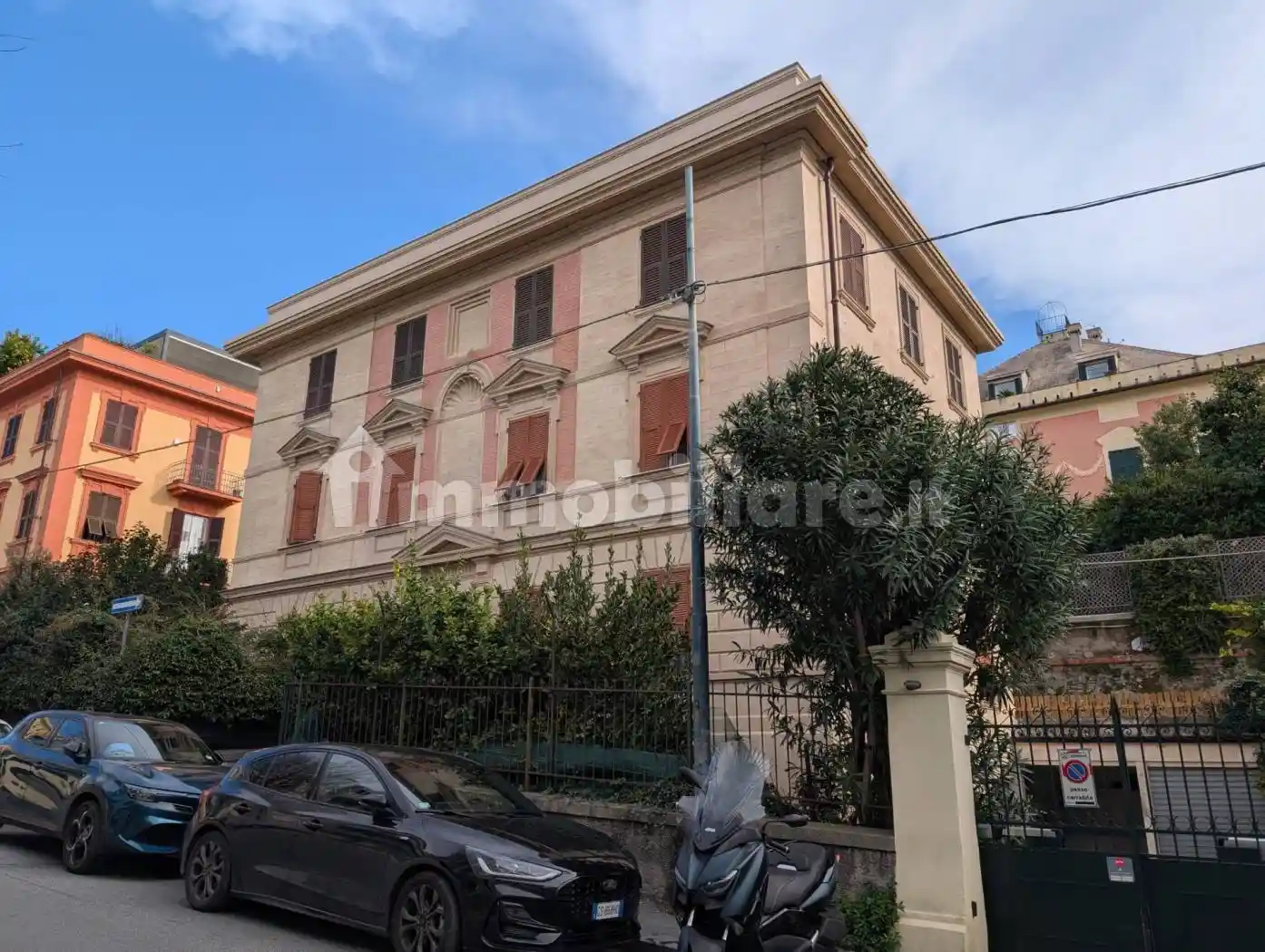 Appartamento in vendita a Genova