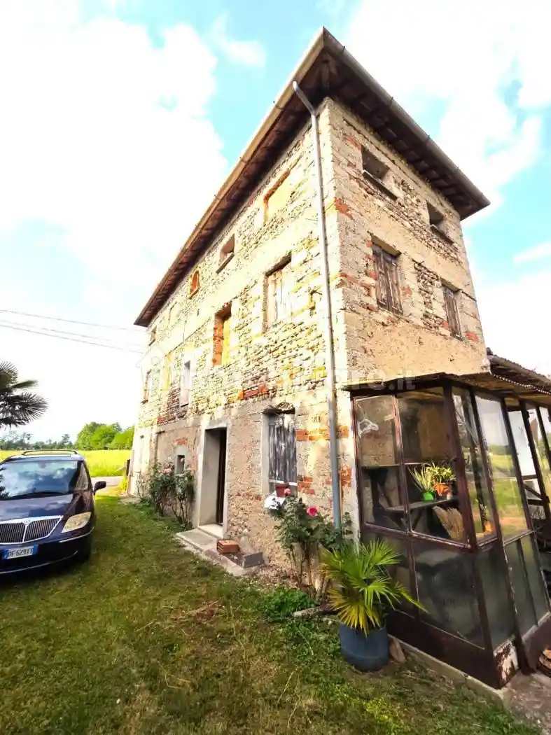 Rustico - Casale in vendita a Tezze sul Brenta