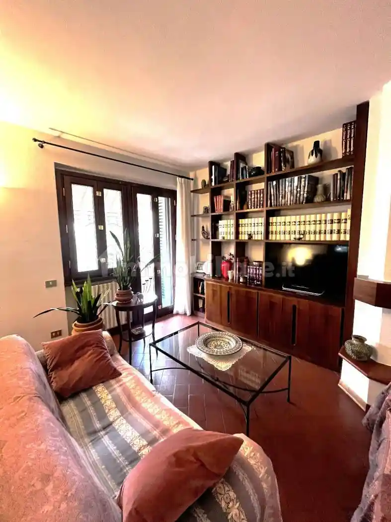 Casa indipendente in vendita a Lastra a Signa
