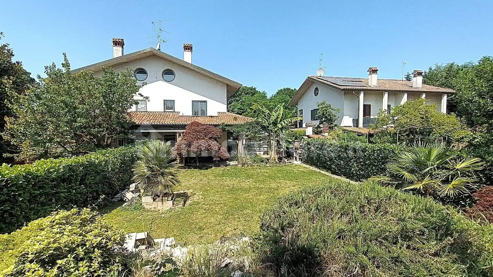 Villa in vendita a Lesmo