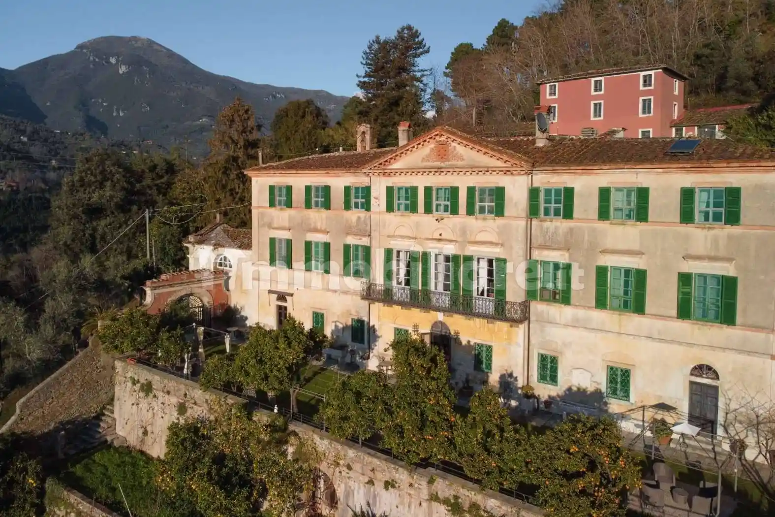 Villa in vendita a Camaiore