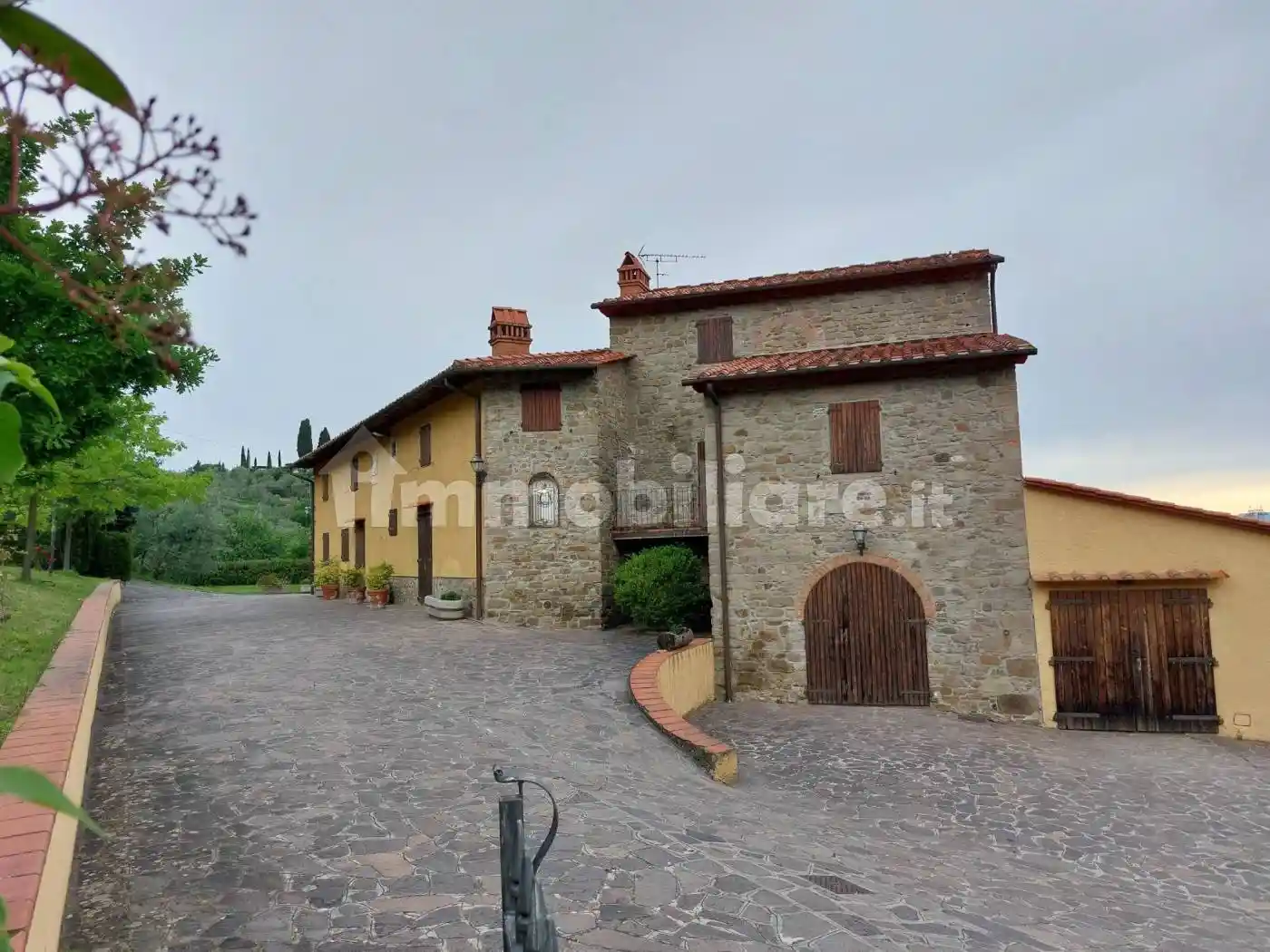 Rustico - Casale in vendita a Carmignano