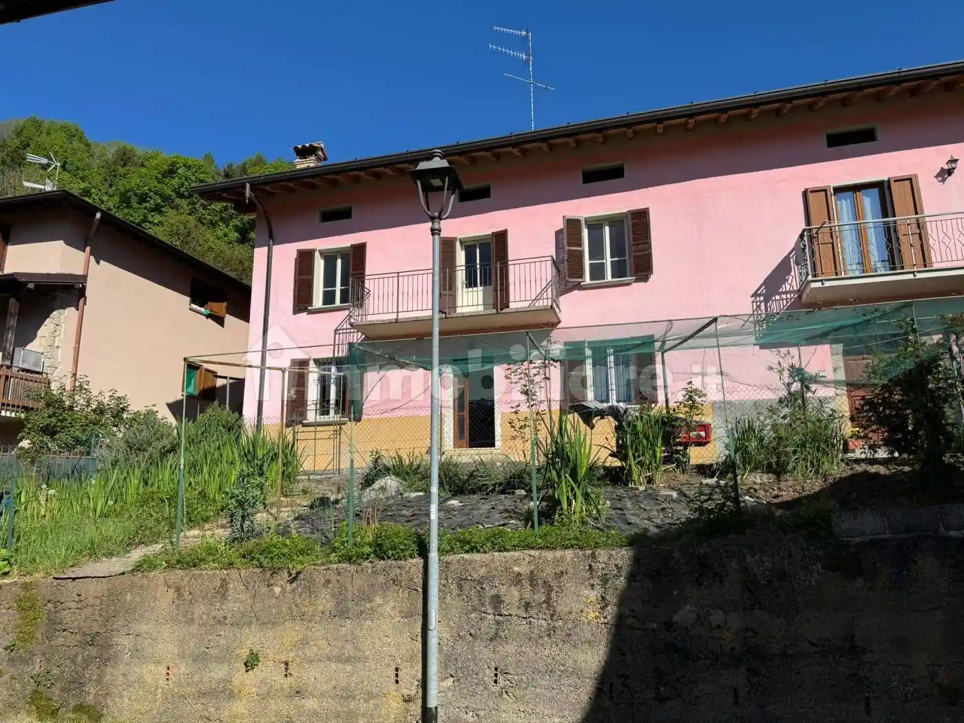 Casa indipendente in vendita a Zogno