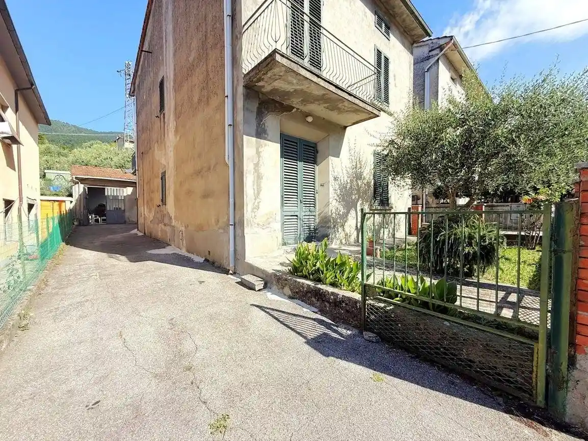 Villa in vendita a Montale