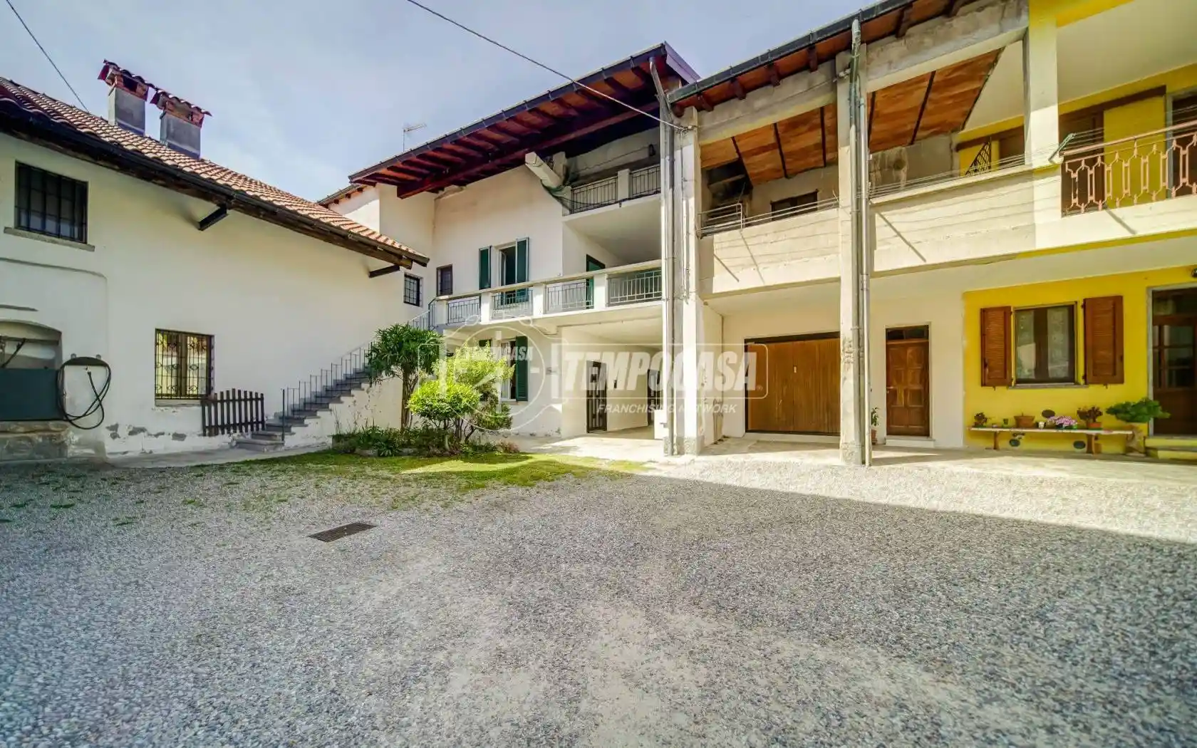Casa indipendente in vendita a Brunello