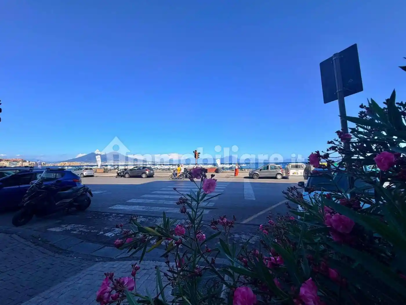 Appartamento in vendita a Napoli