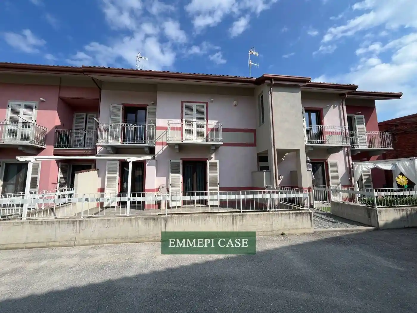 Villetta a schiera in vendita a Trinità