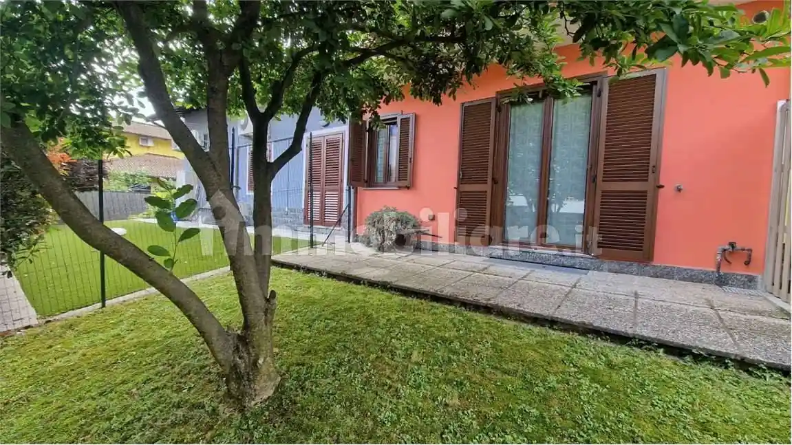 Villetta a schiera in vendita a Gravellona Toce