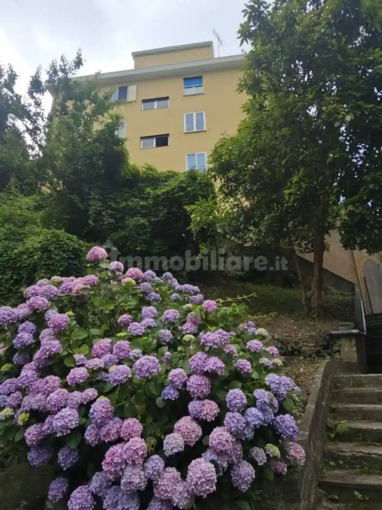Appartamento in vendita a Genova