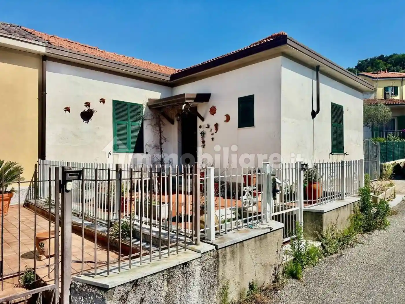 Casa indipendente in vendita a Carrara