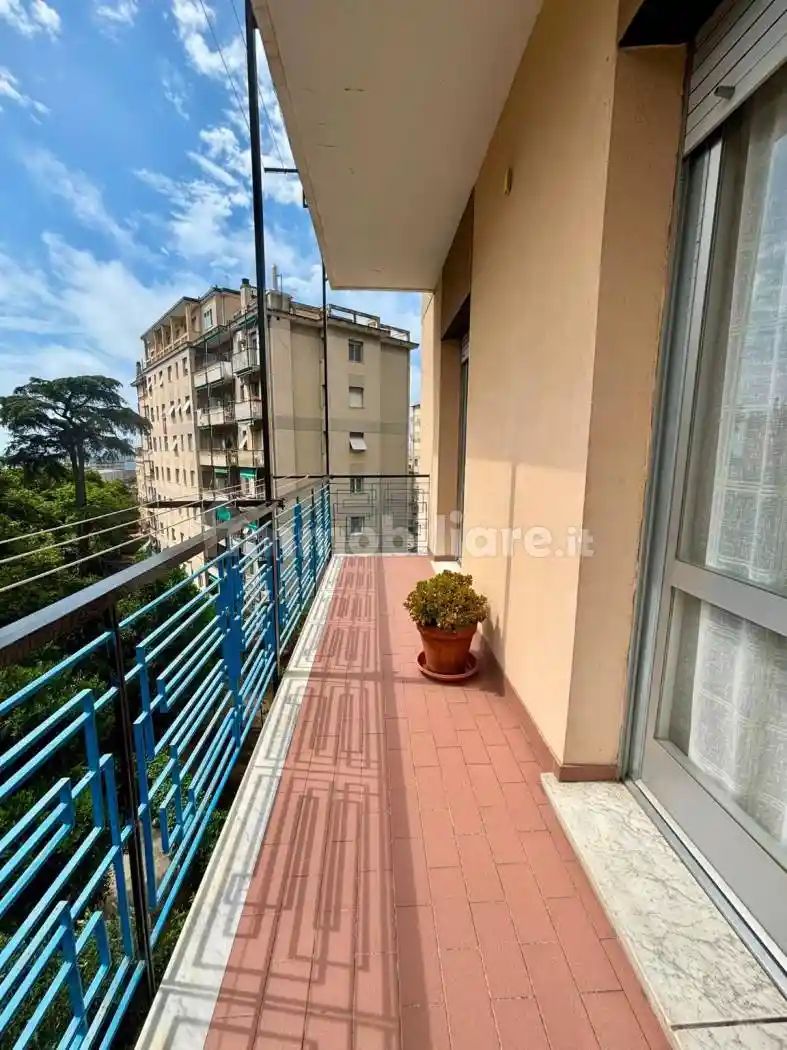 Appartamento in vendita a Genova