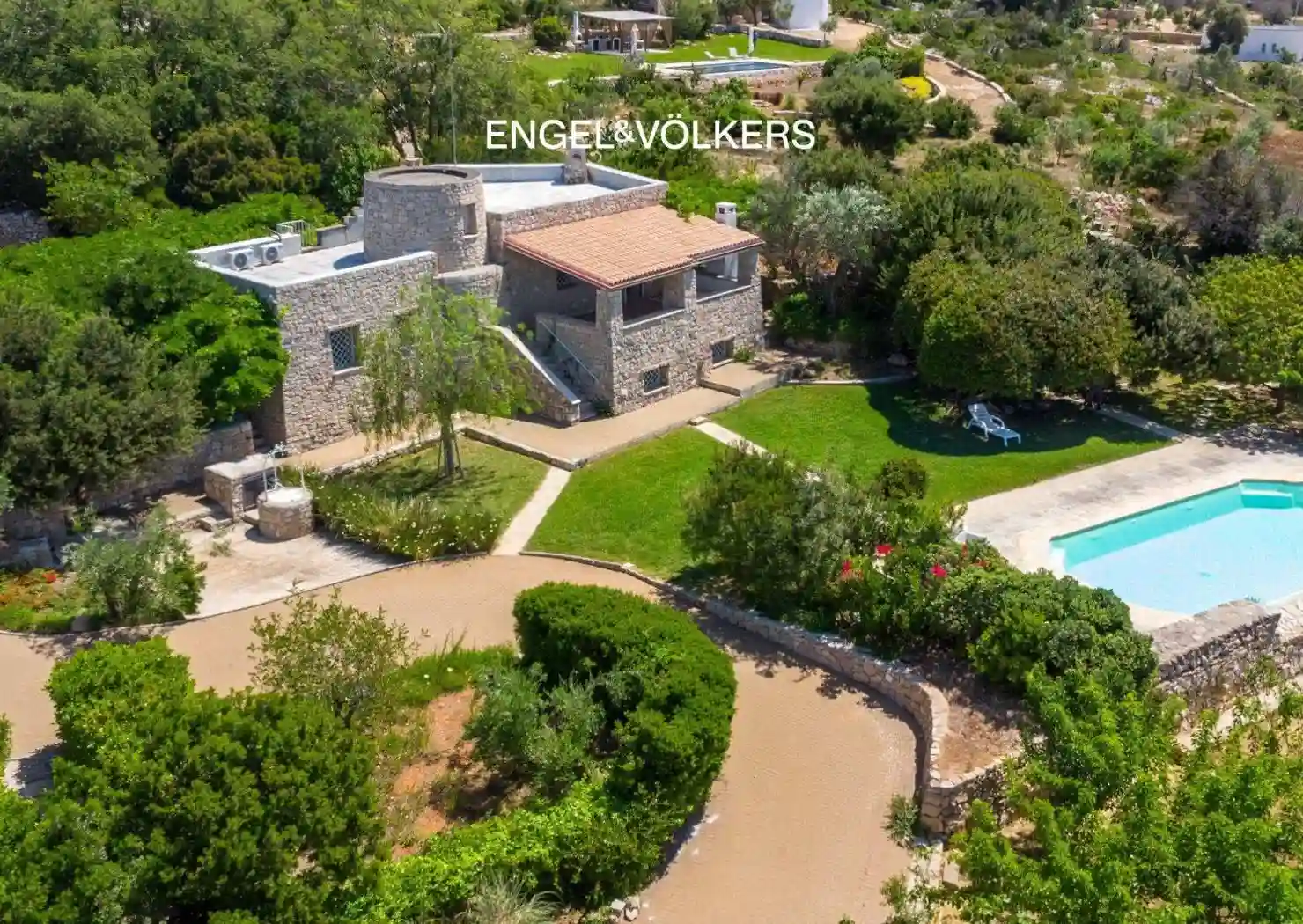 Villa - foto 2