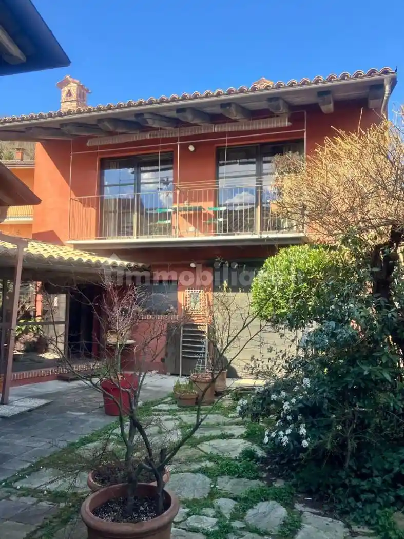 Casa indipendente in vendita a Peveragno