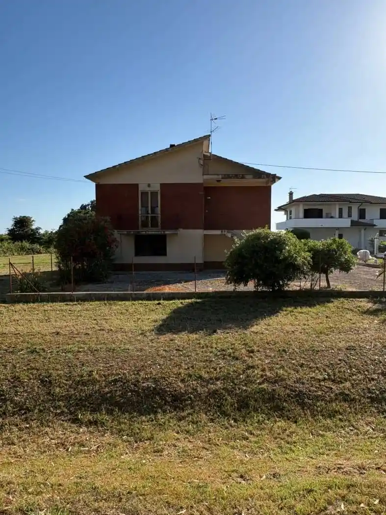 Villa in vendita a Sabaudia