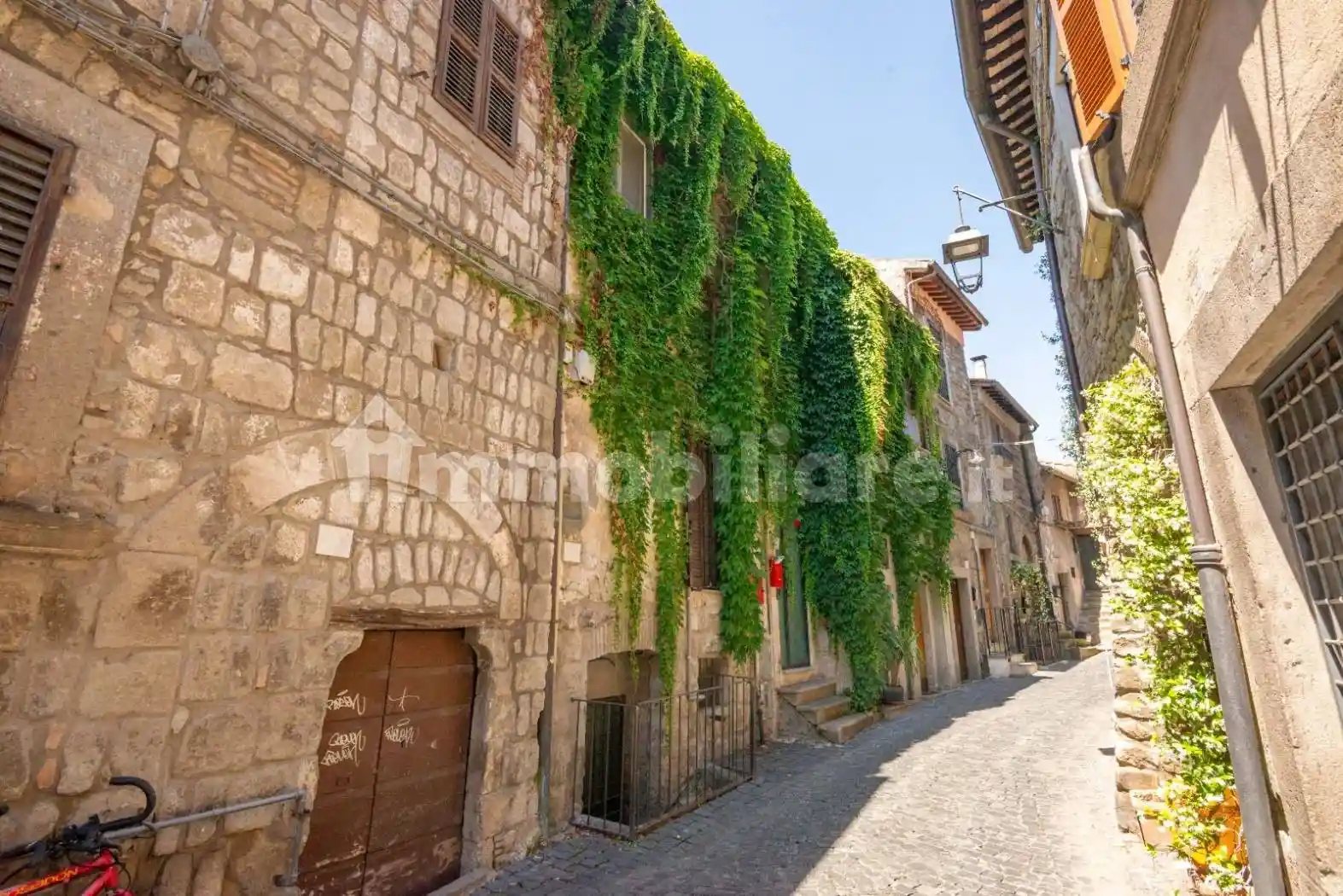Casa indipendente in vendita a Viterbo
